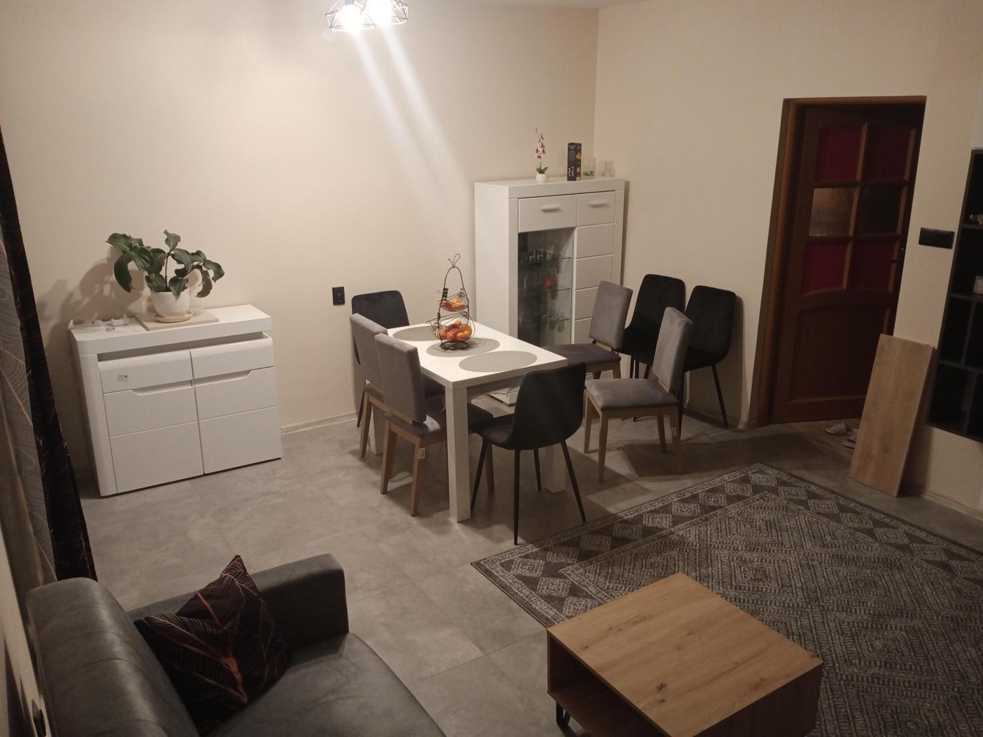 Uroczy Apartament Krakau Buitenkant foto